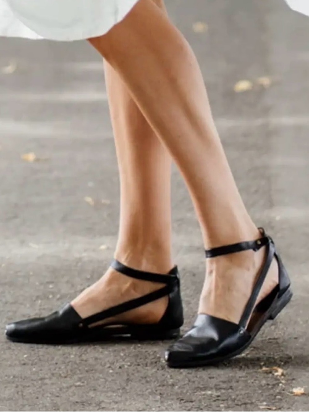 Cabolco Brasil Black Pointed-Toe Ankle-Strap Flats Size 7.5
